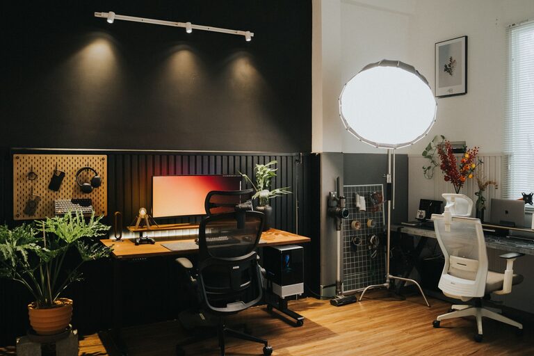 Tips for Creating a Cozy and Productive Home Office Space